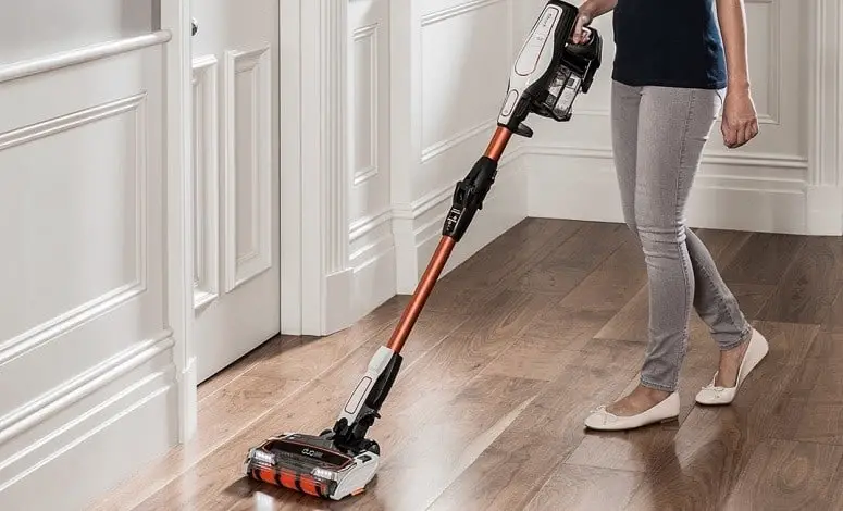 Using Shark Cordless Vacuum