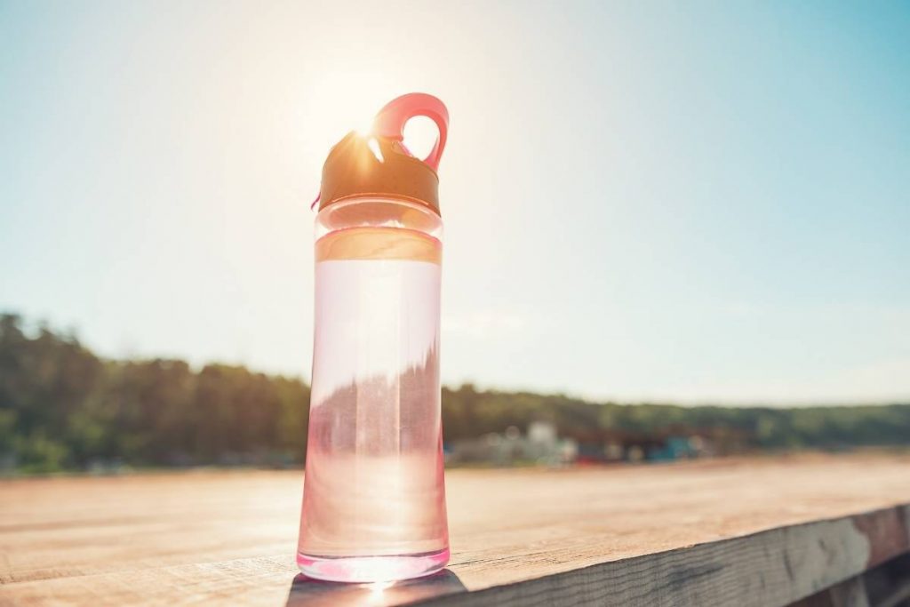 These $8 Water Bottle Cleaning Tablets Have 25,100+ 5-Star Reviews